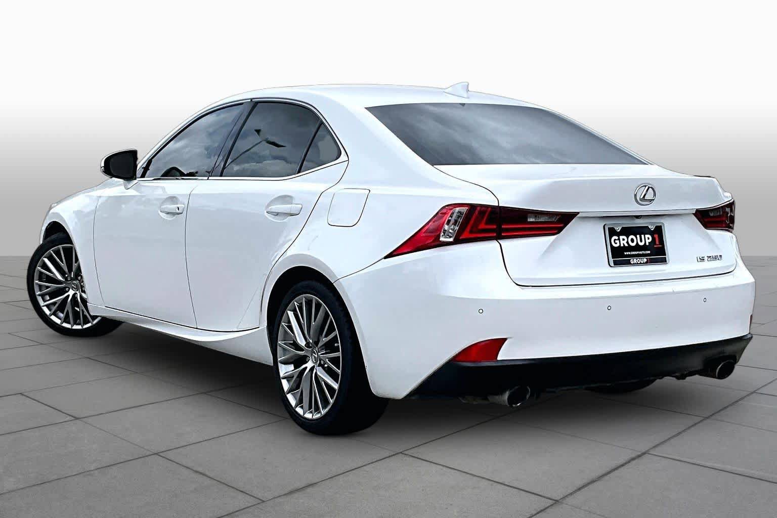 Used 2014 Lexus IS 250 w/ Navigation Package RWD image 10