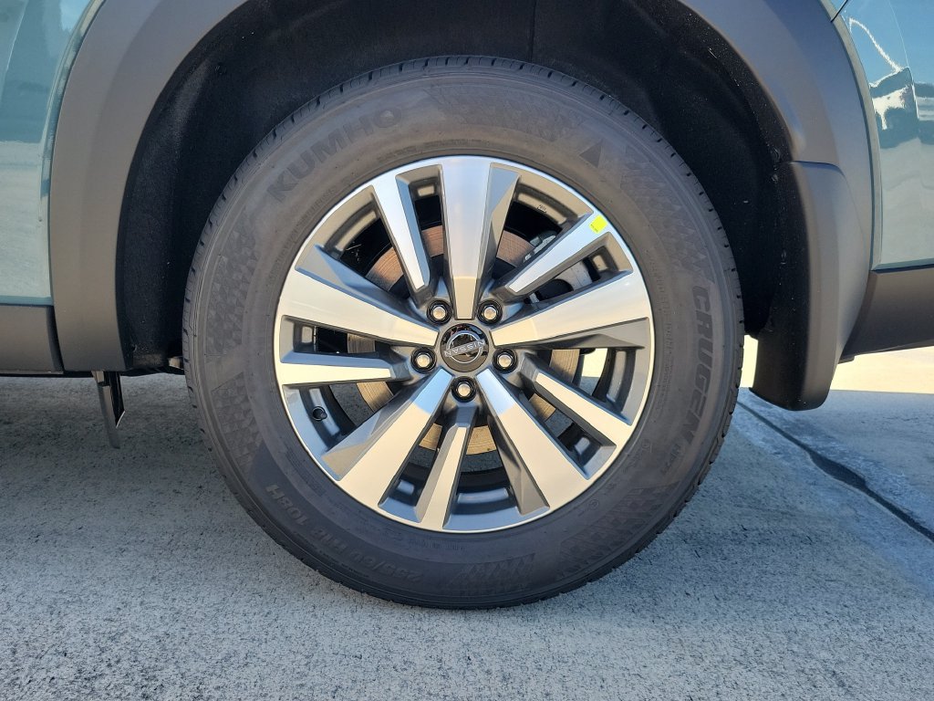 New 2026 Nissan Pathfinder SL FWD image 4