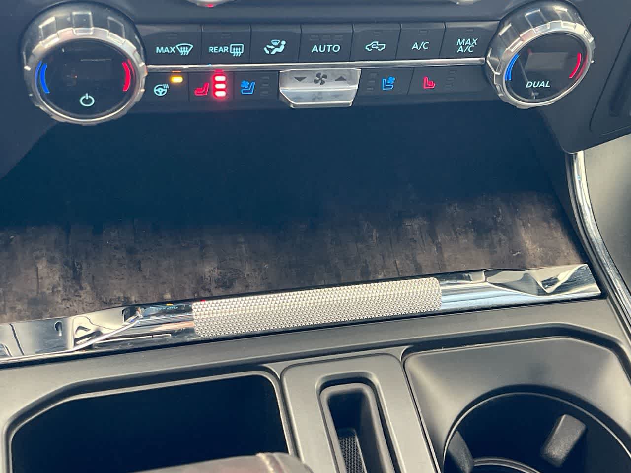 Used 2021 Ford F150 Lariat w/ Equipment Group 502A High AWD/4WD image 19