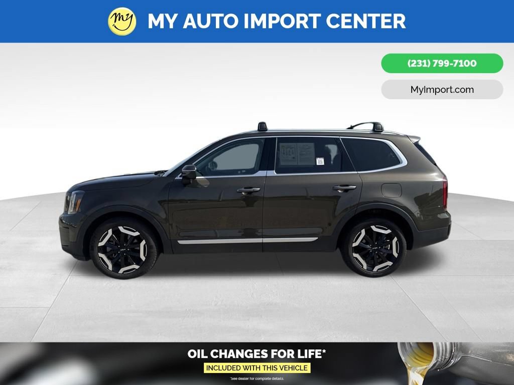 Used 2025 Kia Telluride S AWD/4WD image 4