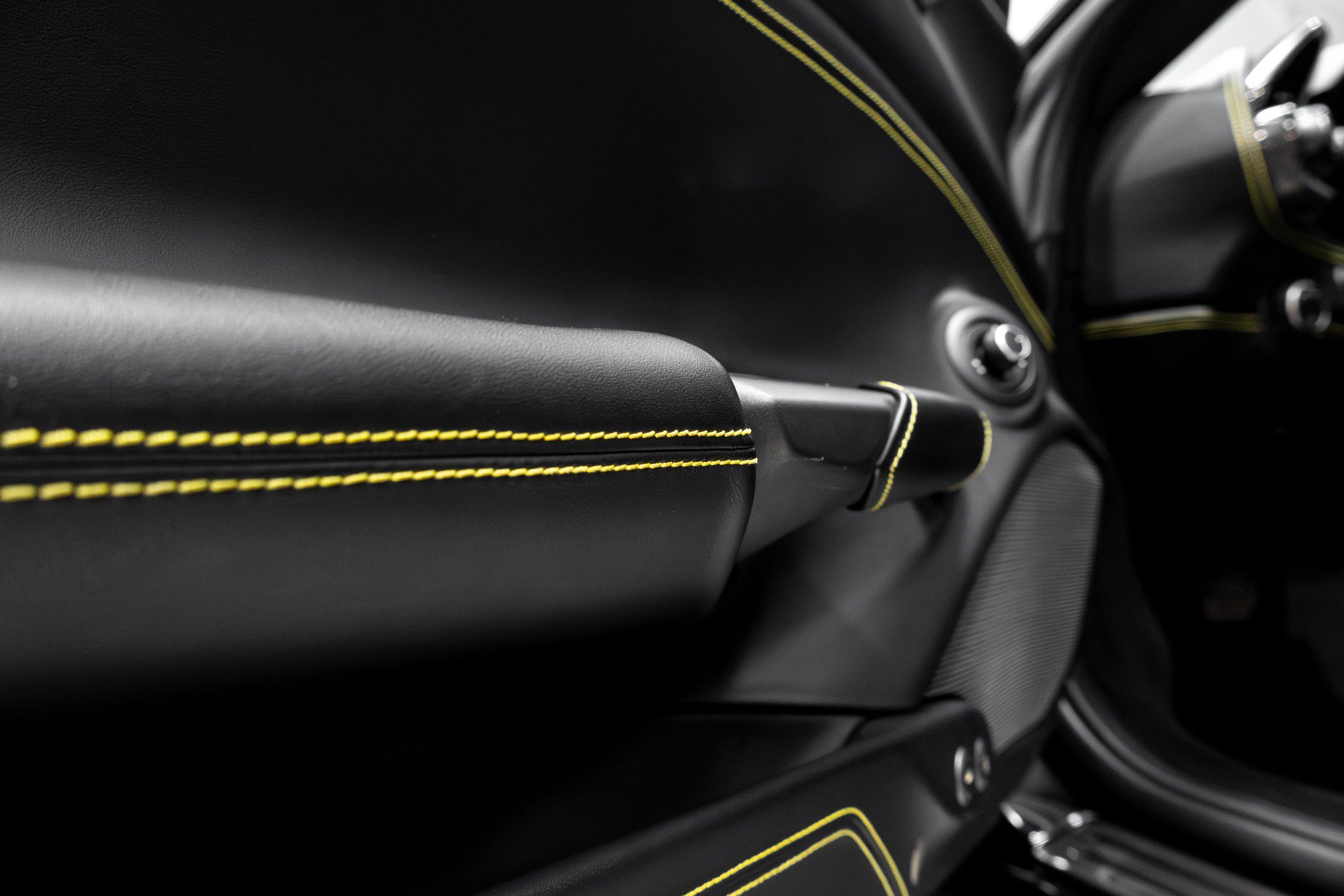 Used 2018 Ferrari 488 GTB image 51