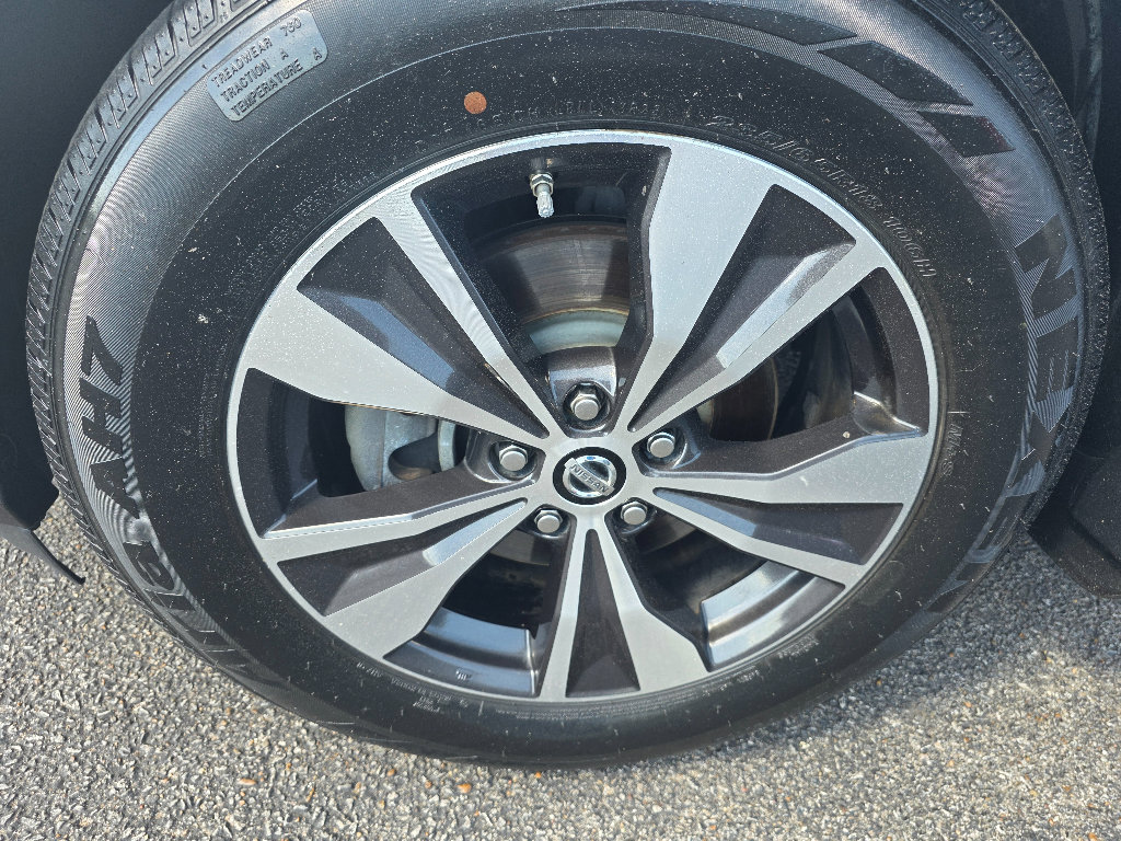 Used 2019 Nissan Murano SV w/ Premium Package AWD/4WD image 9