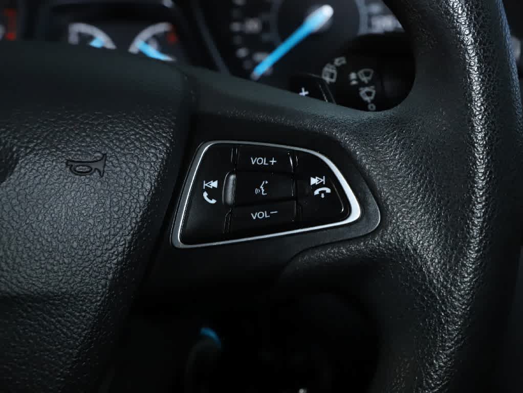 Used 2017 Ford Escape SE w/ Equipment Group 201A FWD image 25