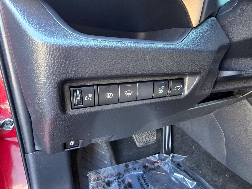 Certified 2019 Toyota RAV4 XLE w/ Convenience Package AWD/4WD image 19