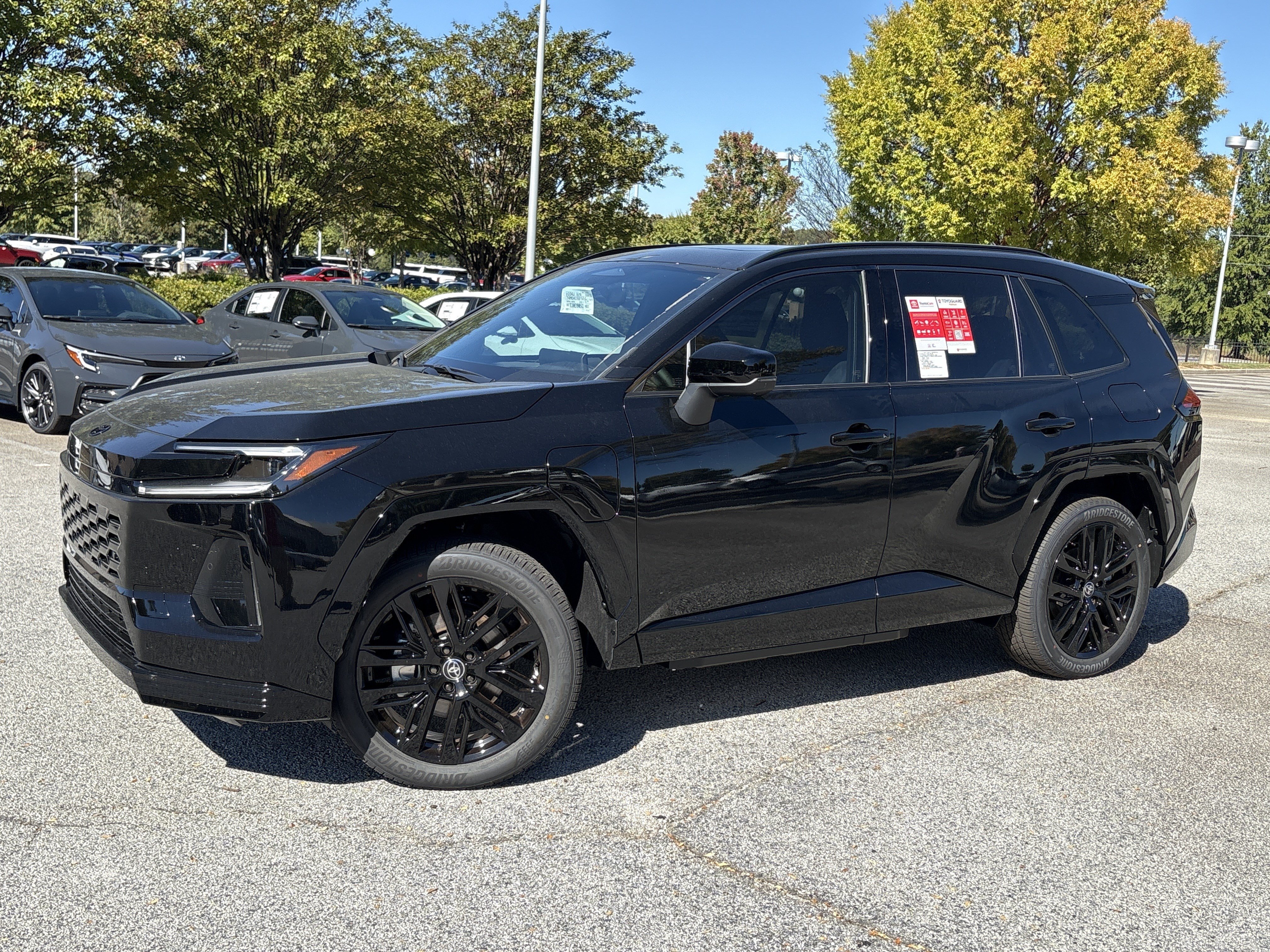New 2026 Toyota RAV4 XSE w/ Weather Package AWD/4WD image 1
