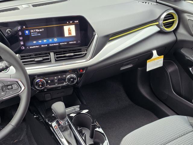 New 2026 Chevrolet Trax LT w/ Driver Confidence Package image 30