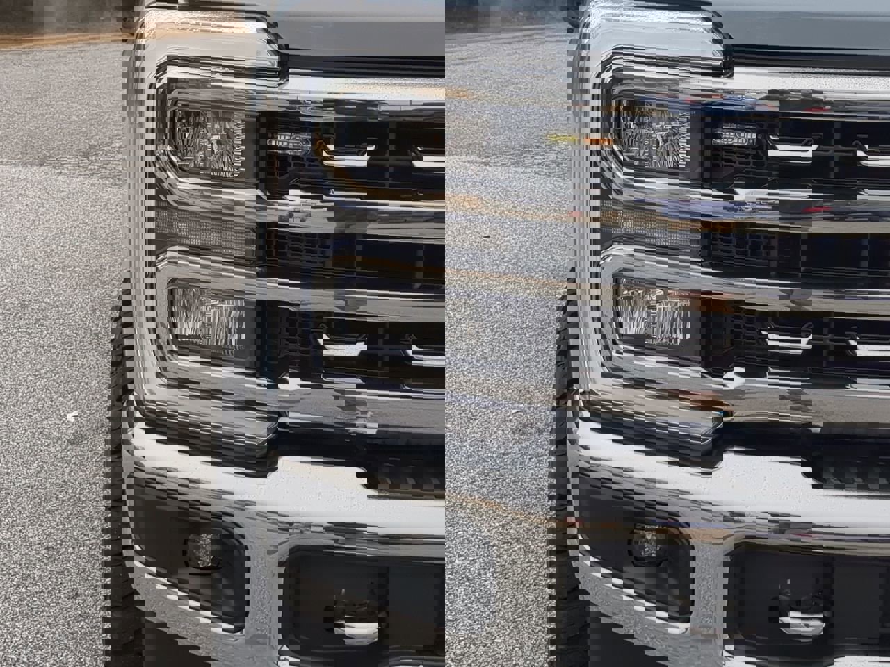 Used 2024 Ford F250 Lariat w/ Chrome Package image 8