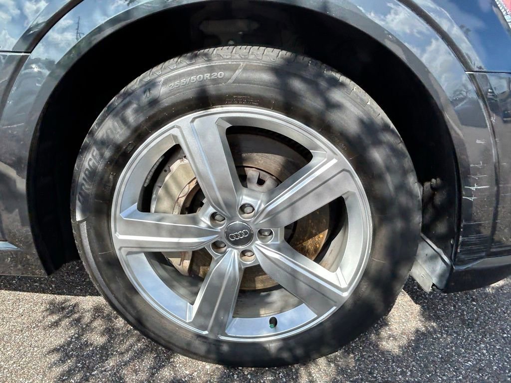 Used 2019 Audi e-tron Premium Plus AWD/4WD image 40