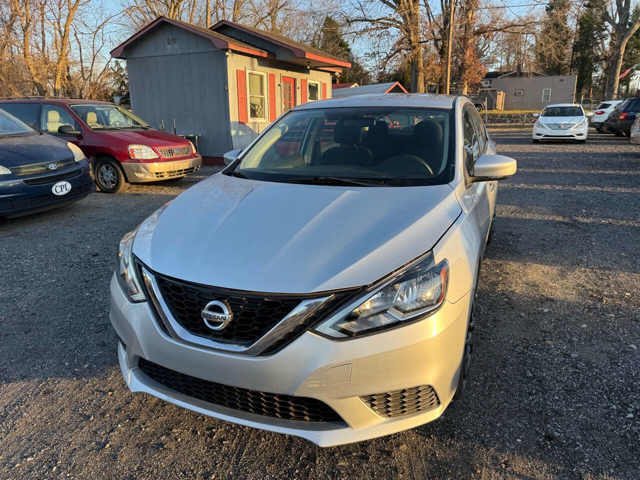 Used 2017 Nissan Sentra S image 5