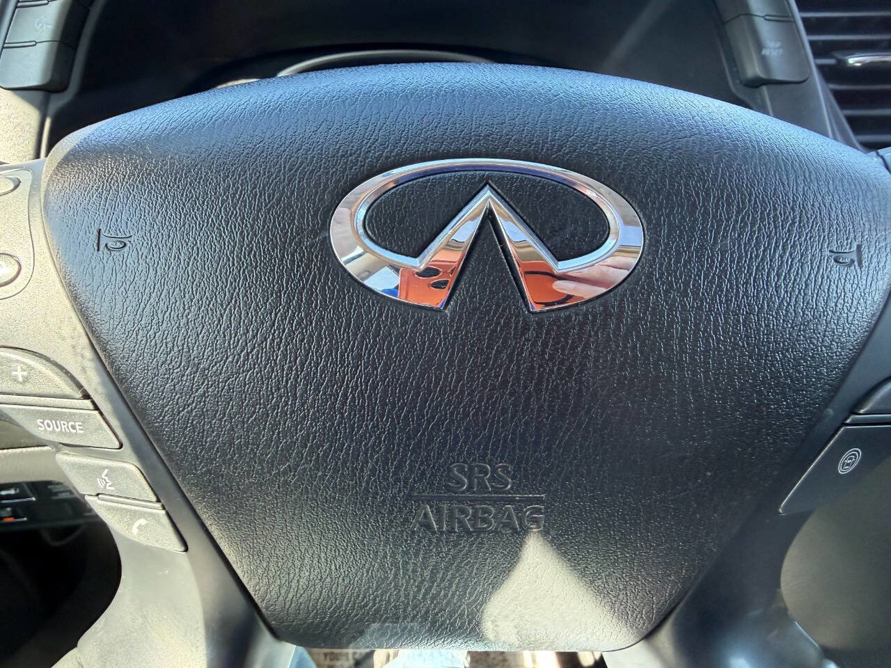 Used 2017 INFINITI QX60 Luxe w/ Deluxe Technology Package AWD/4WD image 23