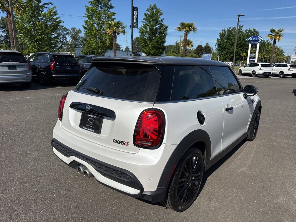 Used 2024 MINI Cooper S FWD image 6