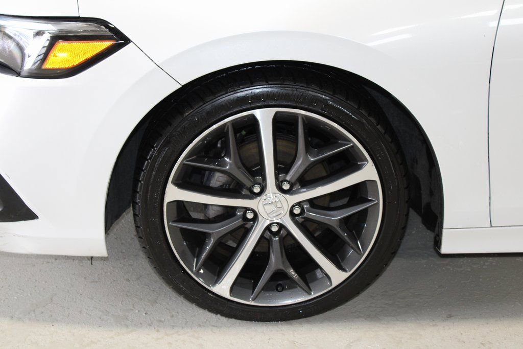 Used 2022 Honda Civic Touring image 6