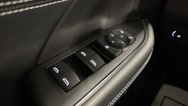 Used 2023 Buick Envision Preferred image 22