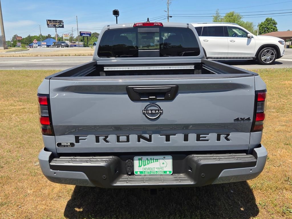 New 2026 Nissan Frontier SV image 9
