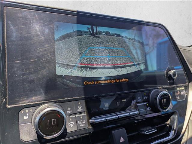 Certified 2023 Toyota Highlander XLE AWD/4WD image 13