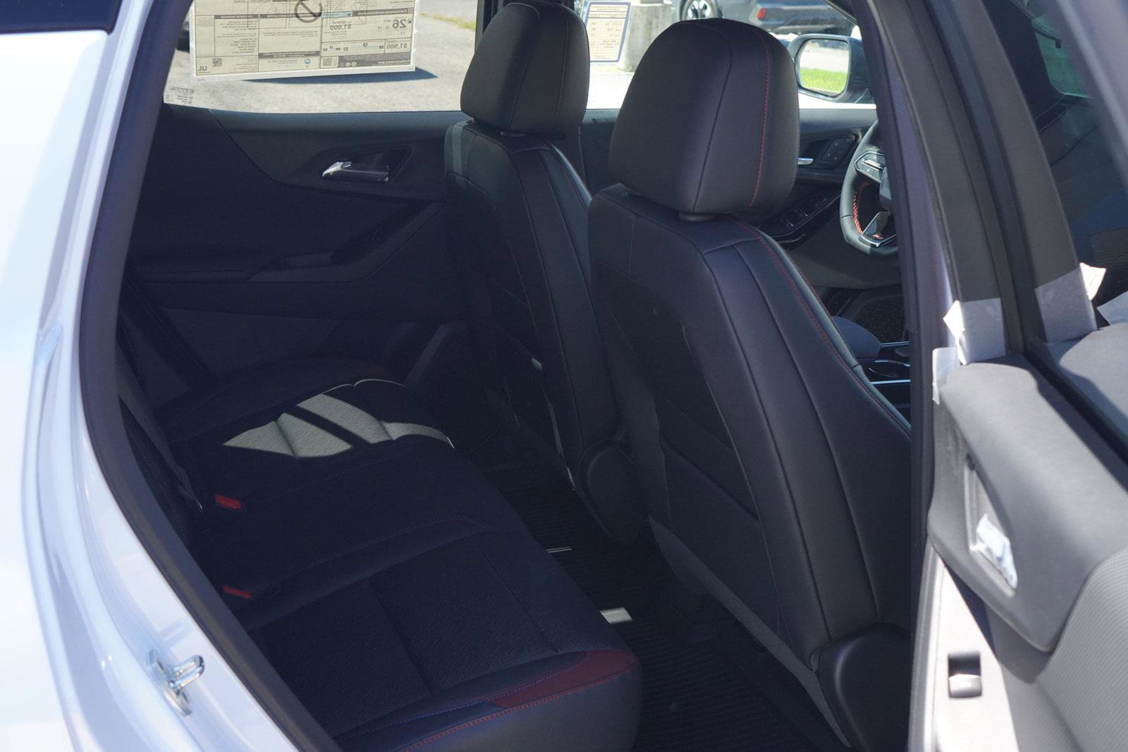 New 2026 Chevrolet Equinox RS w/ Convenience Package III image 27