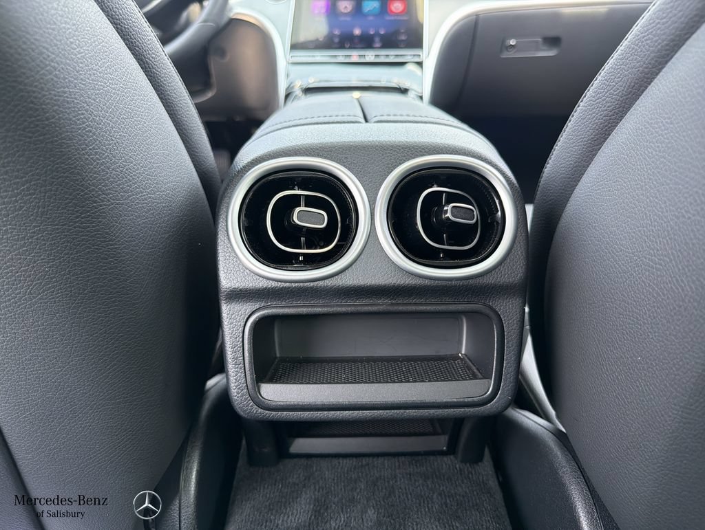 Certified 2025 Mercedes-Benz C 300 4MATIC Sedan image 16