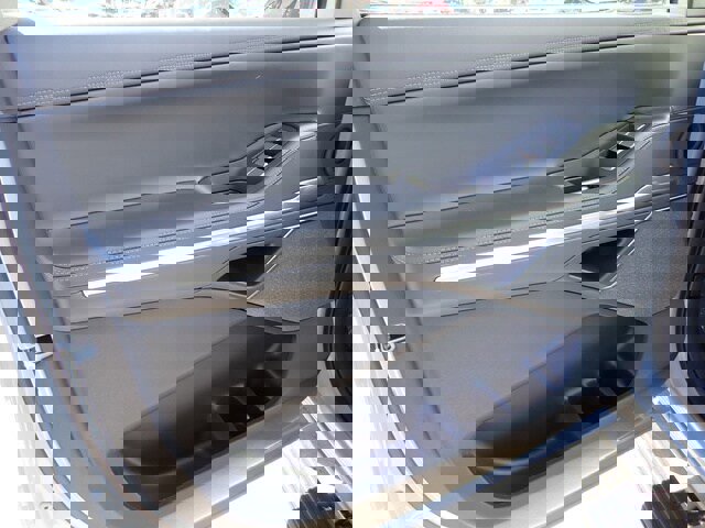 New 2025 Lincoln Navigator Reserve w/ Jet Appearance Package image 26