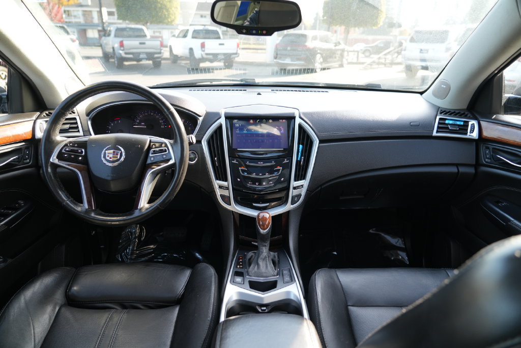 Used 2015 Cadillac SRX Luxury FWD image 24