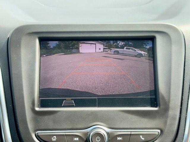 Used 2022 Chevrolet Equinox LS AWD/4WD image 21