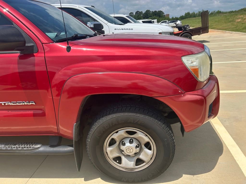 Used 2015 Toyota Tacoma PreRunner w/ SR5 Package RWD image 2