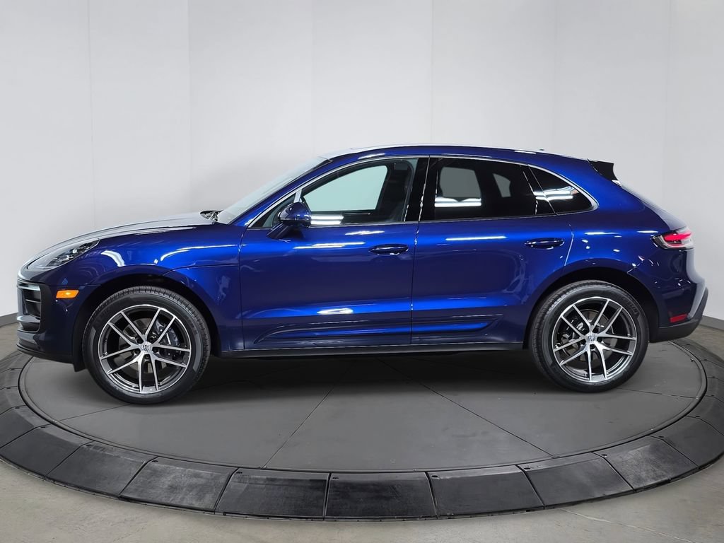 Certified 2025 Porsche Macan AWD/4WD video 2