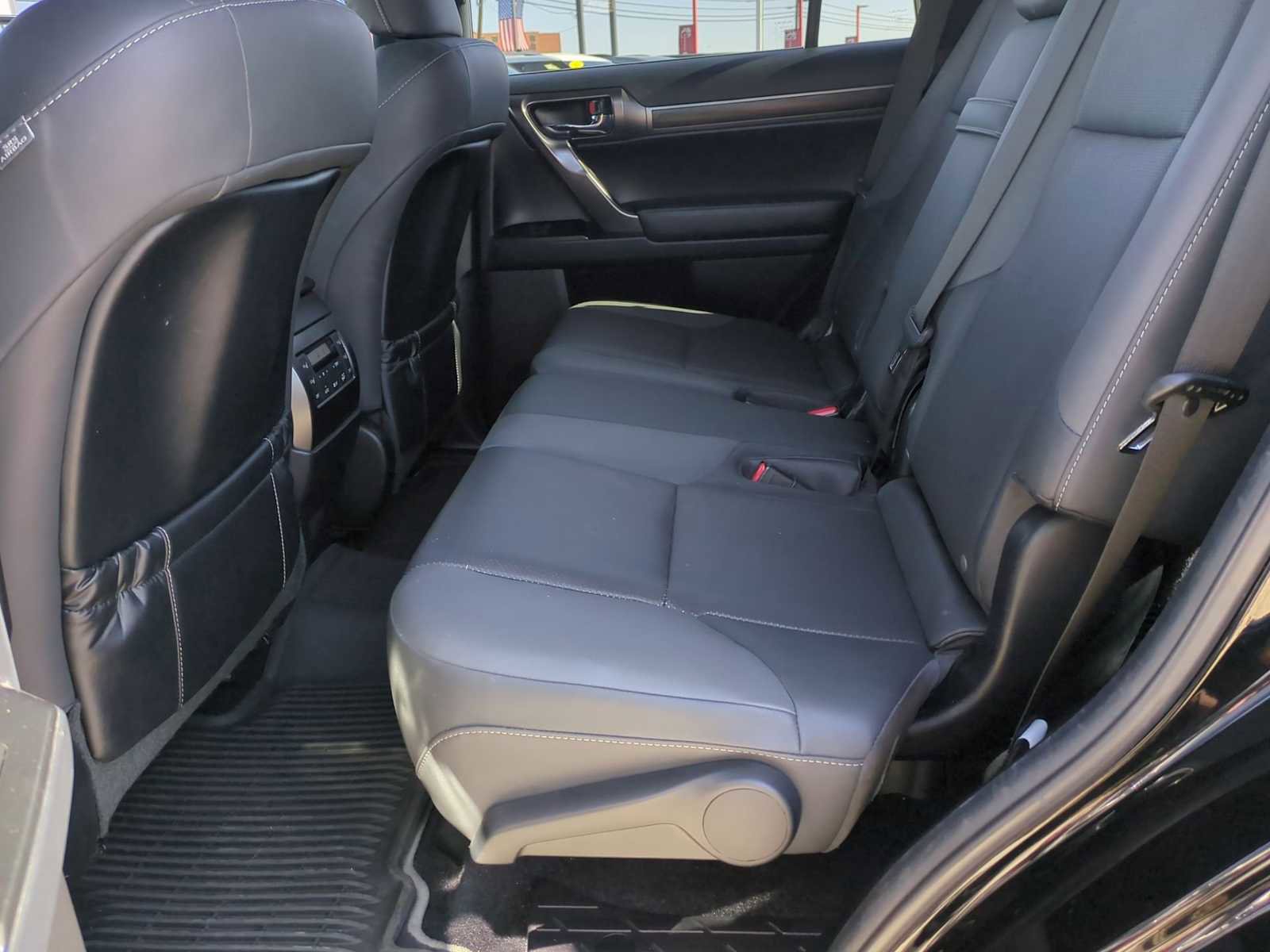 Used 2022 Lexus GX 460 image 26