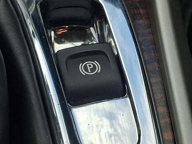 Used 2013 Chevrolet Malibu LT FWD image 24