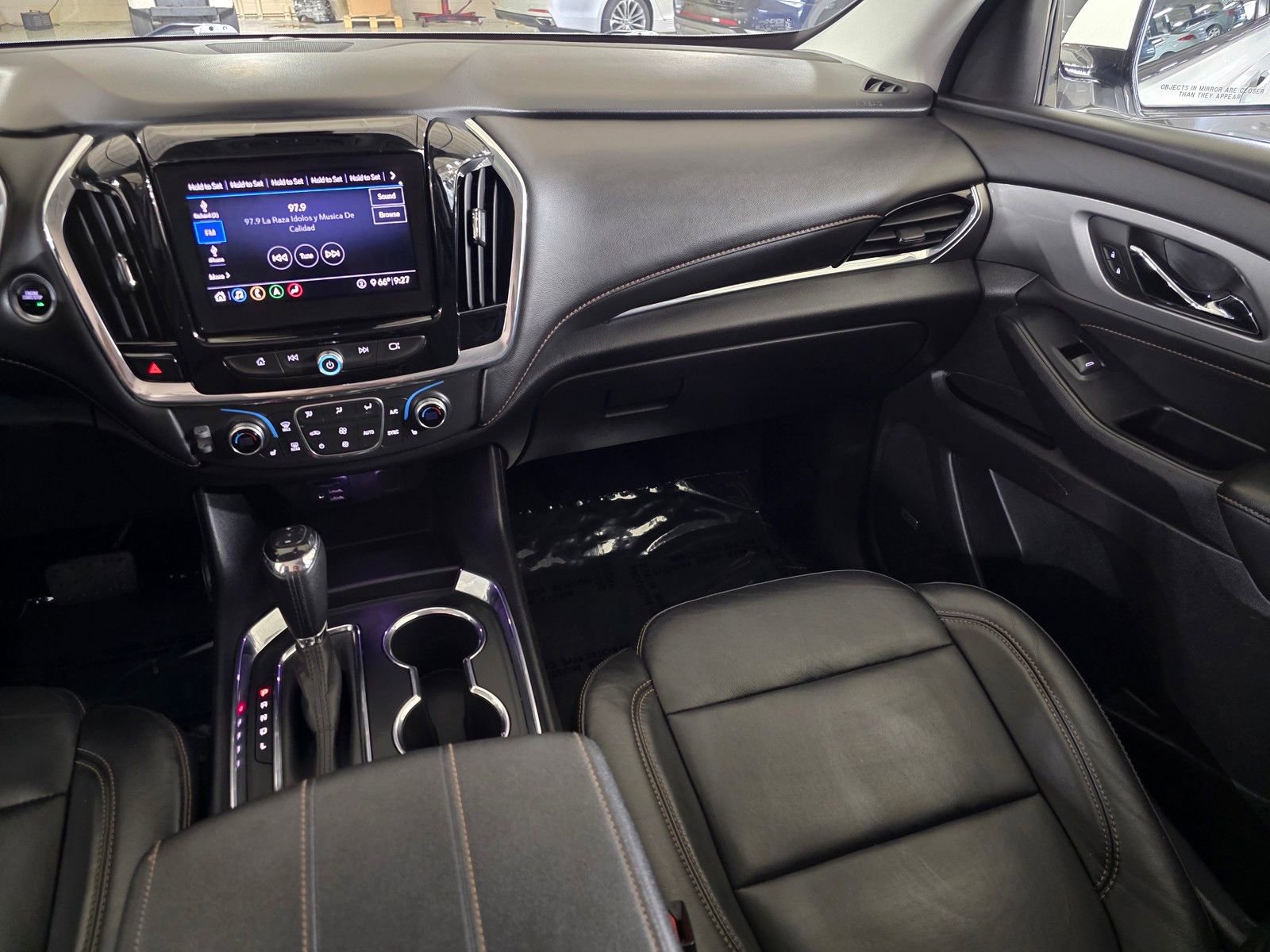Used 2020 Chevrolet Traverse RS image 18