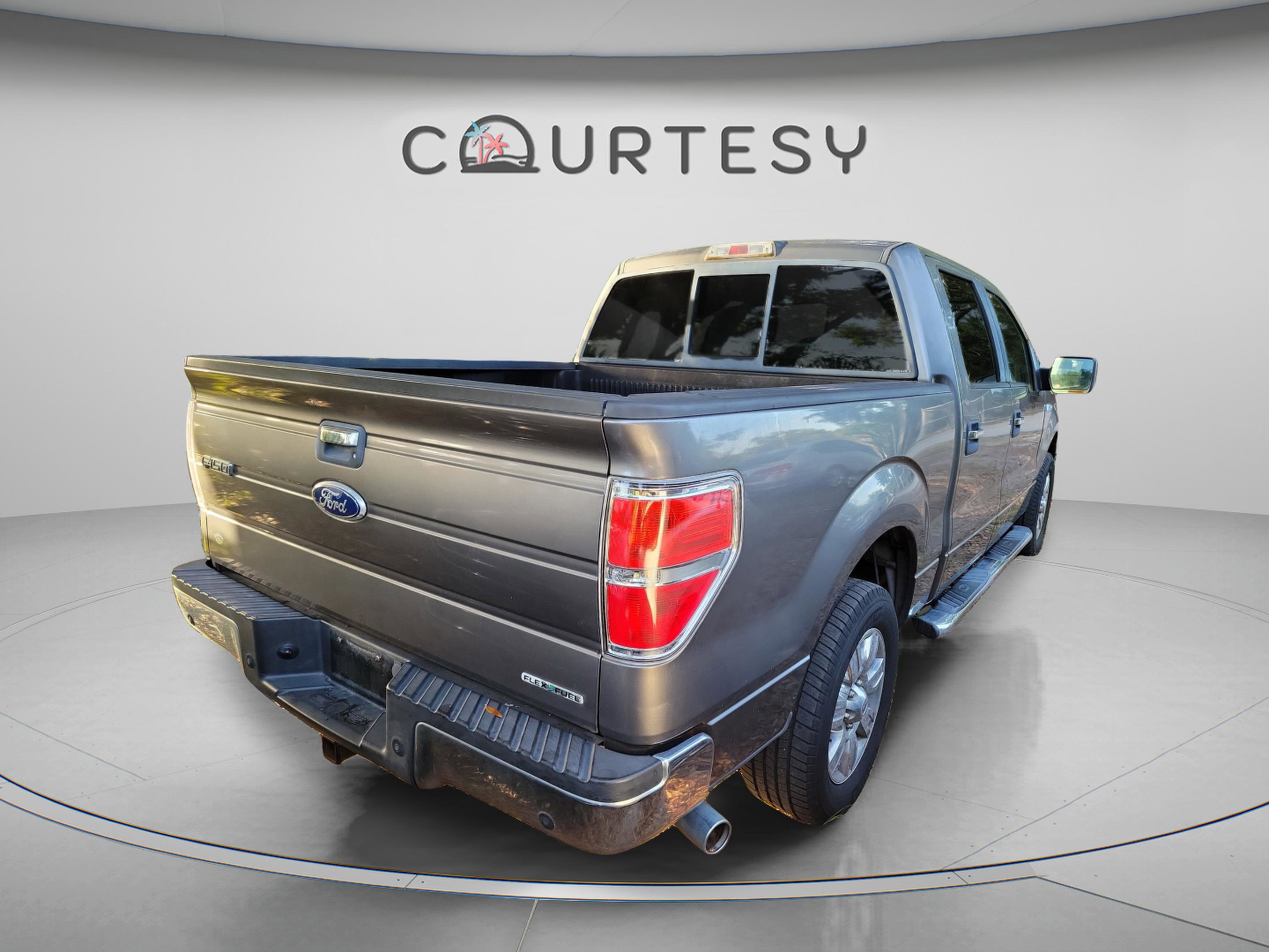 Used 2011 Ford F150 XLT w/ XLT Chrome Pkg RWD image 16