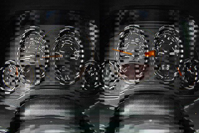 Used 2016 Jeep Compass Latitude image 12