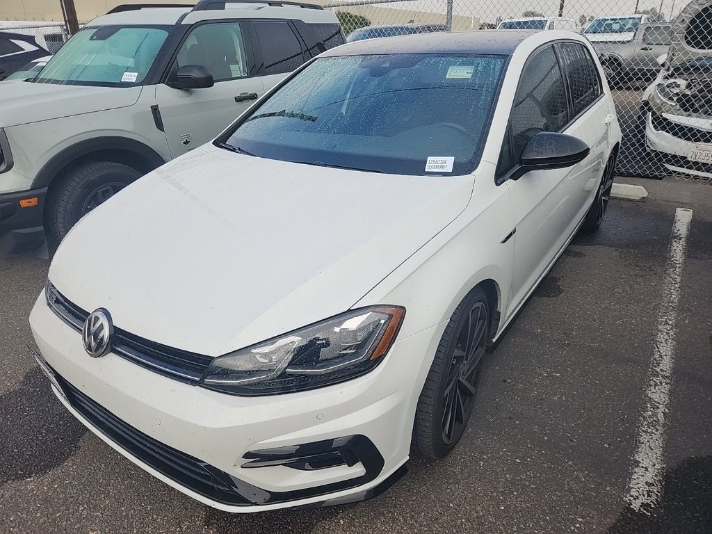 Used 2018 Volkswagen Golf R 4-Door image 3
