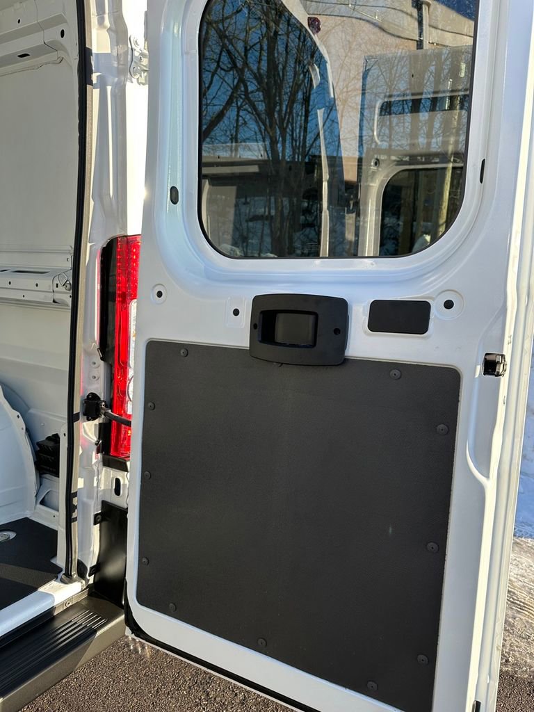 Used 2023 RAM ProMaster 2500 image 23