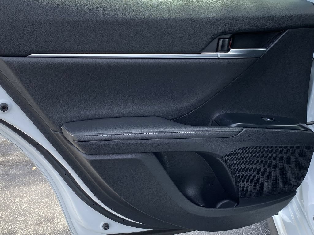 Used 2019 Toyota Camry XSE FWD image 22