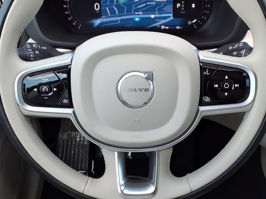 Certified 2026 Volvo XC60 B5 Ultra AWD/4WD image 13