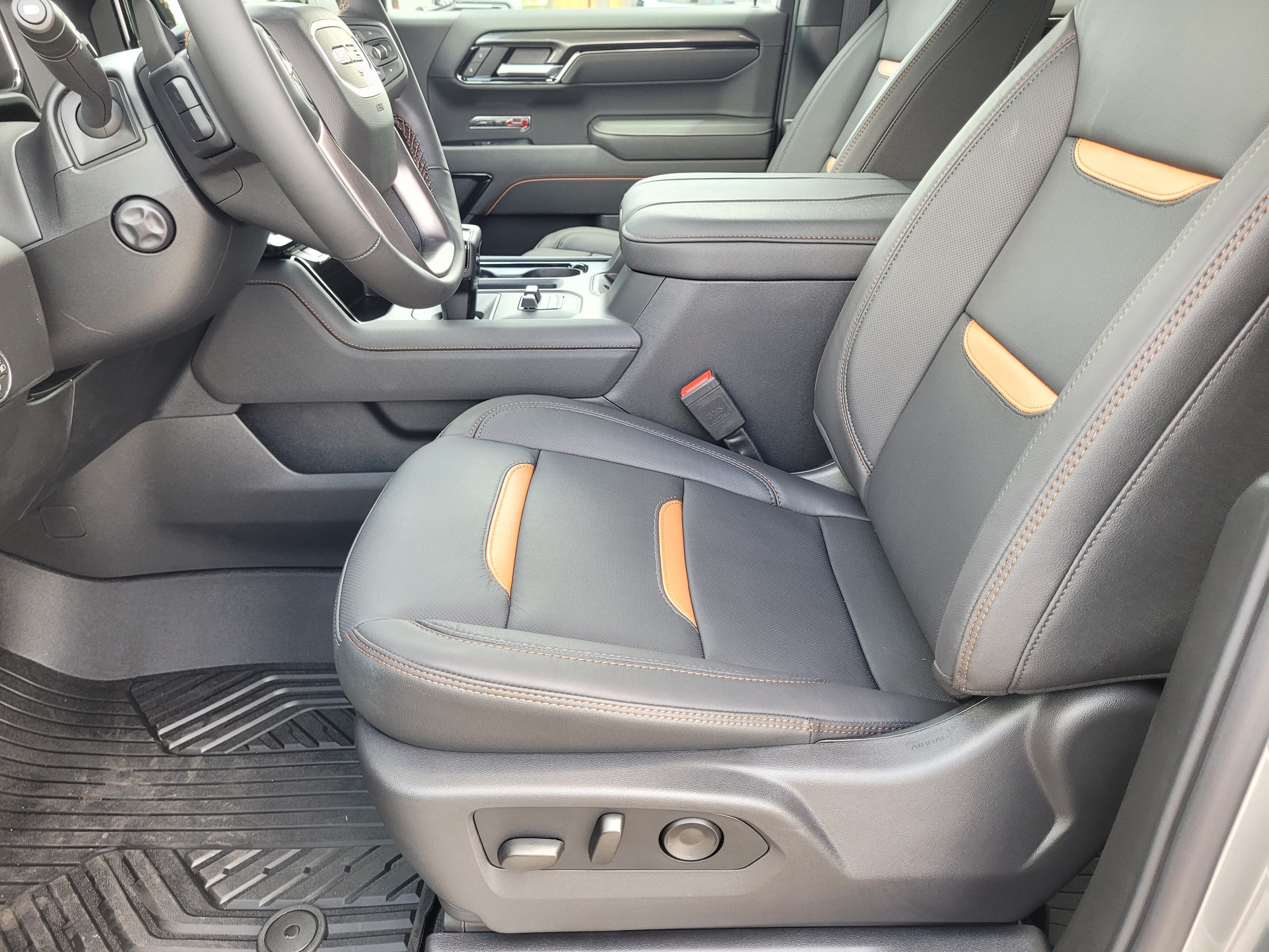 New 2026 GMC Sierra 1500 AT4 w/ AT4 Premium Package AWD/4WD image 20