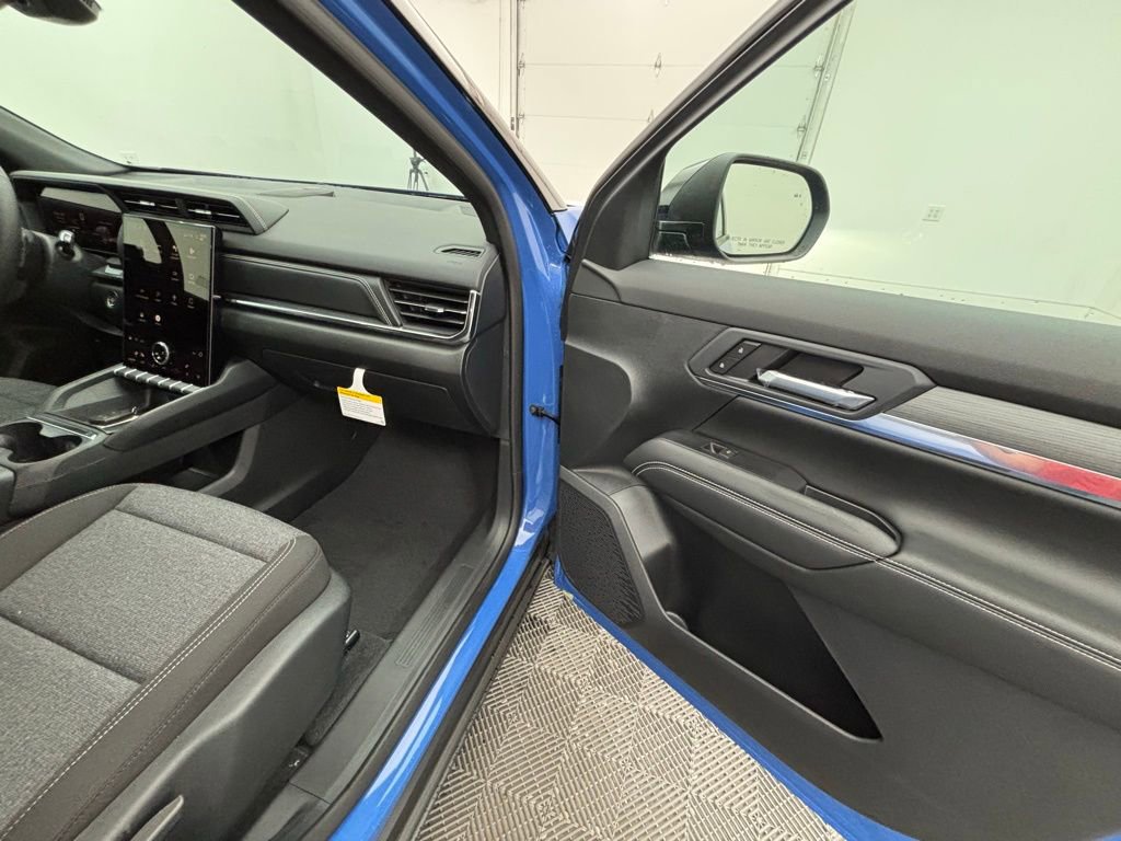 New 2026 GMC Terrain Elevation w/ Black Edition image 30