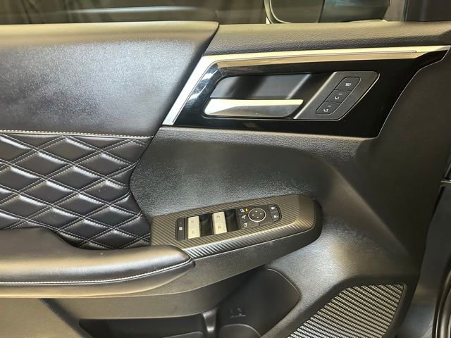 Used 2024 Mitsubishi Outlander SEL AWD/4WD image 22