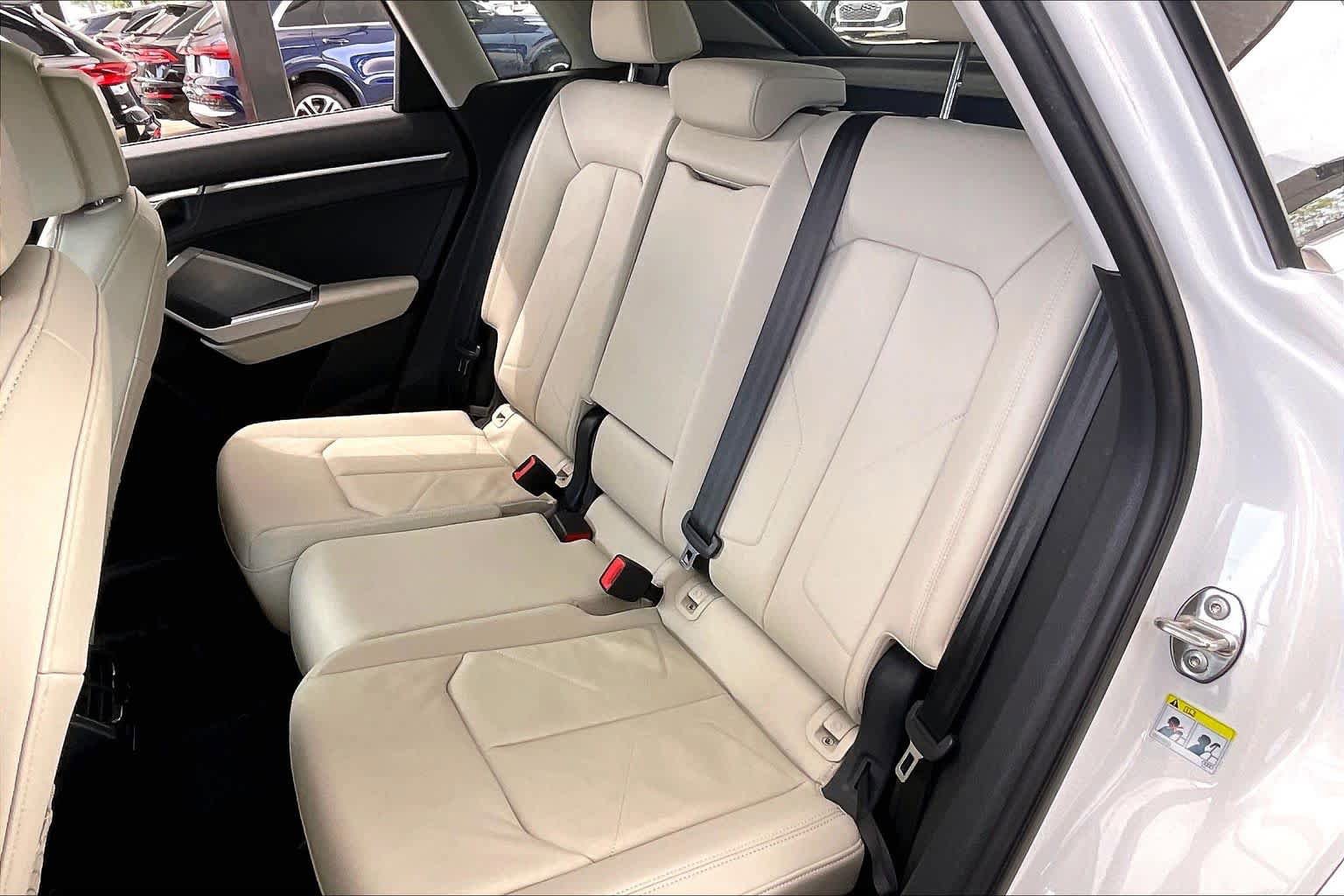 Used 2024 Audi Q3 2.0T Premium Plus w/ Premium Plus Package AWD/4WD image 20