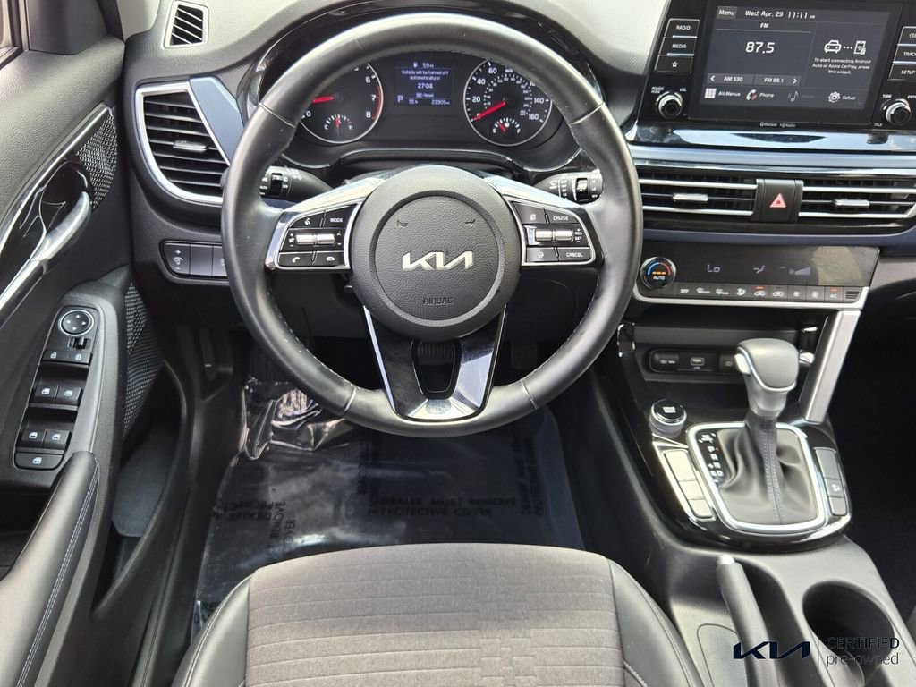 Certified 2023 Kia Seltos S FWD image 13