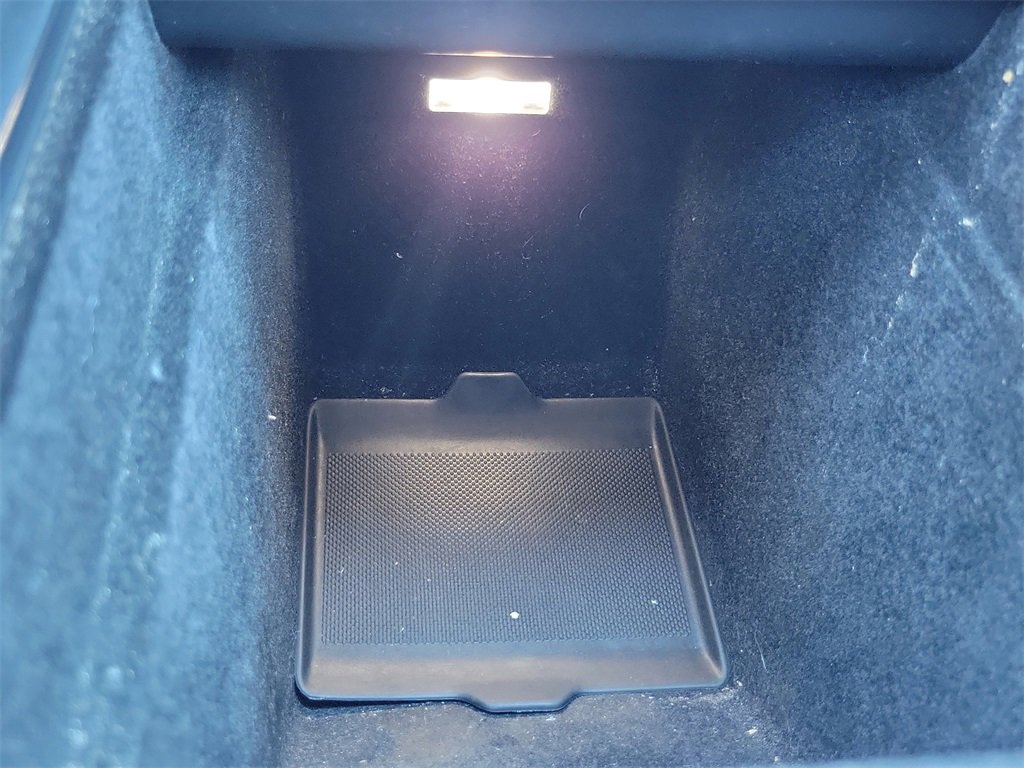 Used 2022 Tesla Model 3 Performance image 11