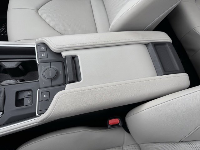 Certified 2024 Toyota Grand Highlander XLE image 22