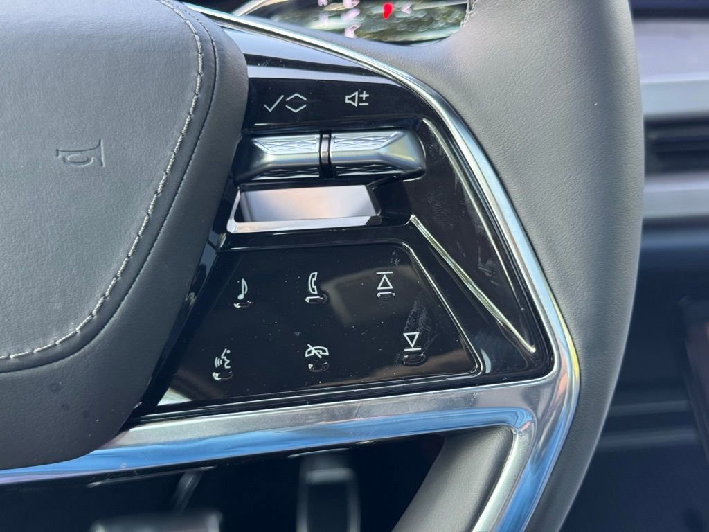 New 2026 Cadillac Vistiq Premium Luxury image 28