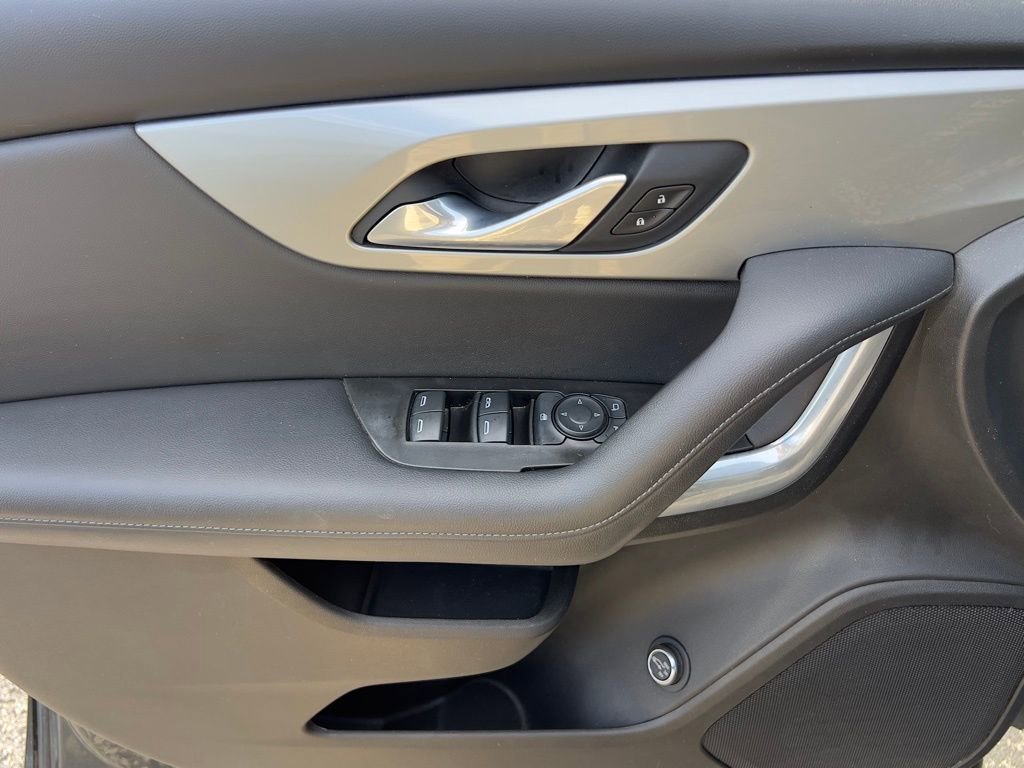 Used 2020 Chevrolet Blazer LT image 18