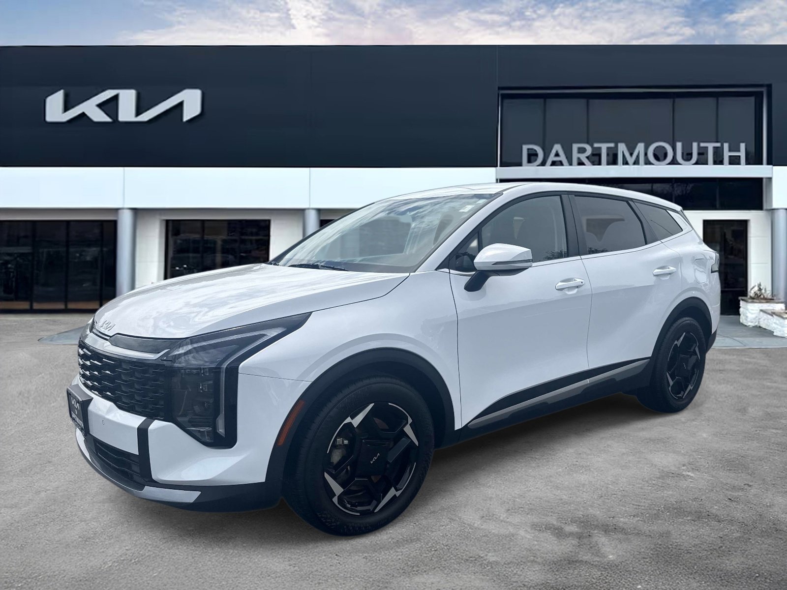 Used 2026 Kia Sportage EX FWD image 1