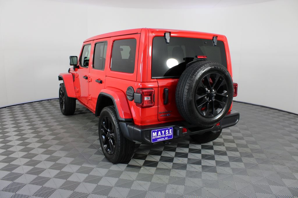 Used 2025 Jeep Wrangler Unlimited Sahara w/ Safety Group AWD/4WD image 21