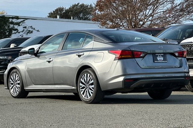 Used 2023 Nissan Altima 2.5 SV image 6