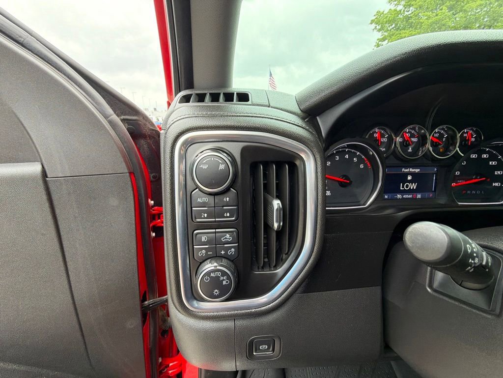 Used 2019 Chevrolet Silverado 1500 LT Trail Boss w/ Convenience Package AWD/4WD image 23
