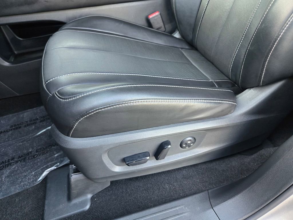 Used 2023 INFINITI QX60 Luxe w/ Cargo Package image 14