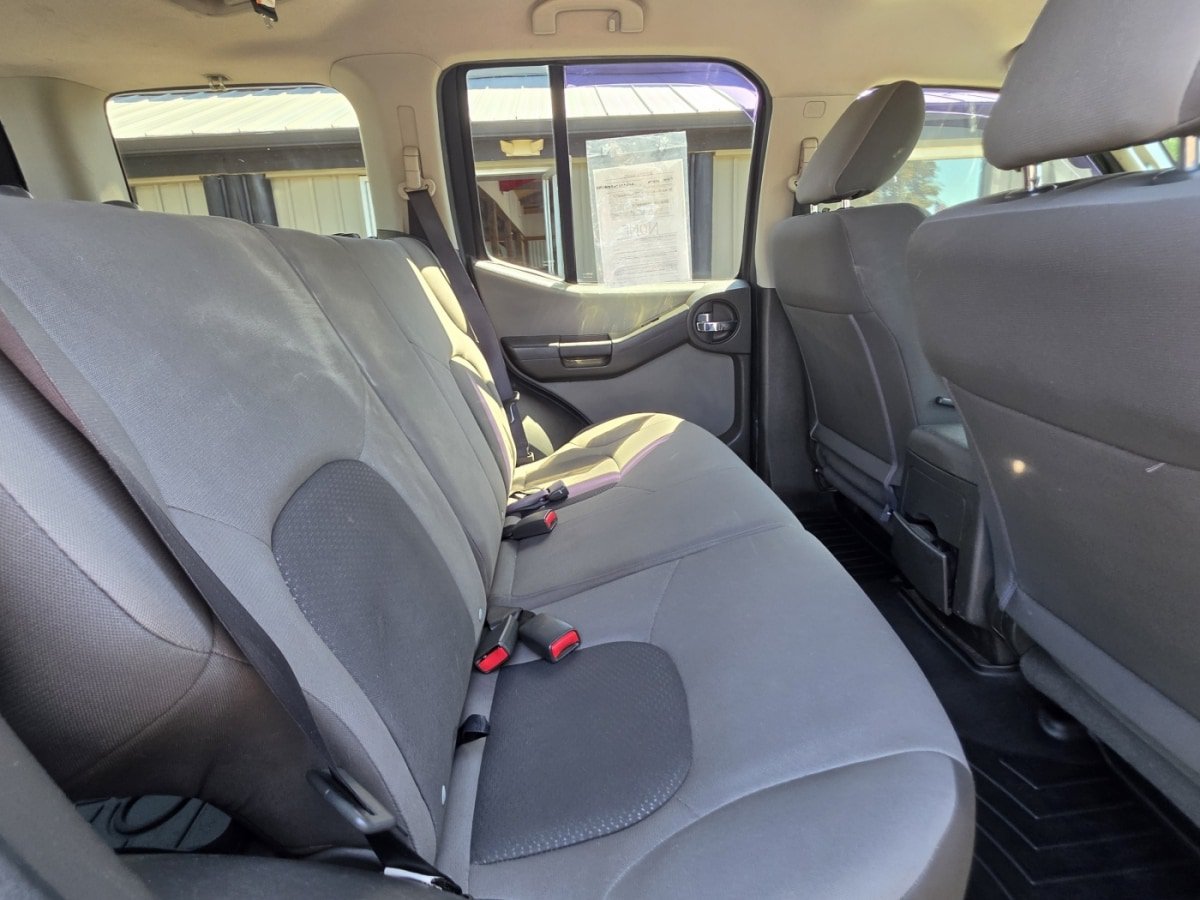Used 2014 Nissan Xterra S AWD/4WD image 12